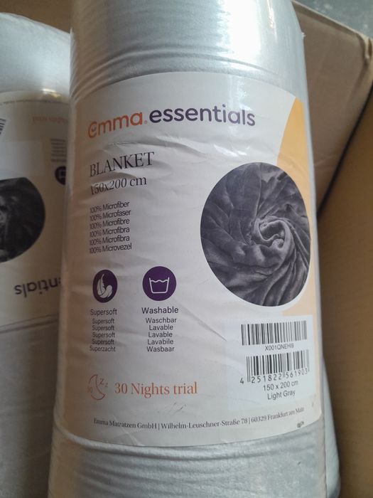 Przytulny koc na sofę, 150 x 200 cm, jasnoszary mikrofibra