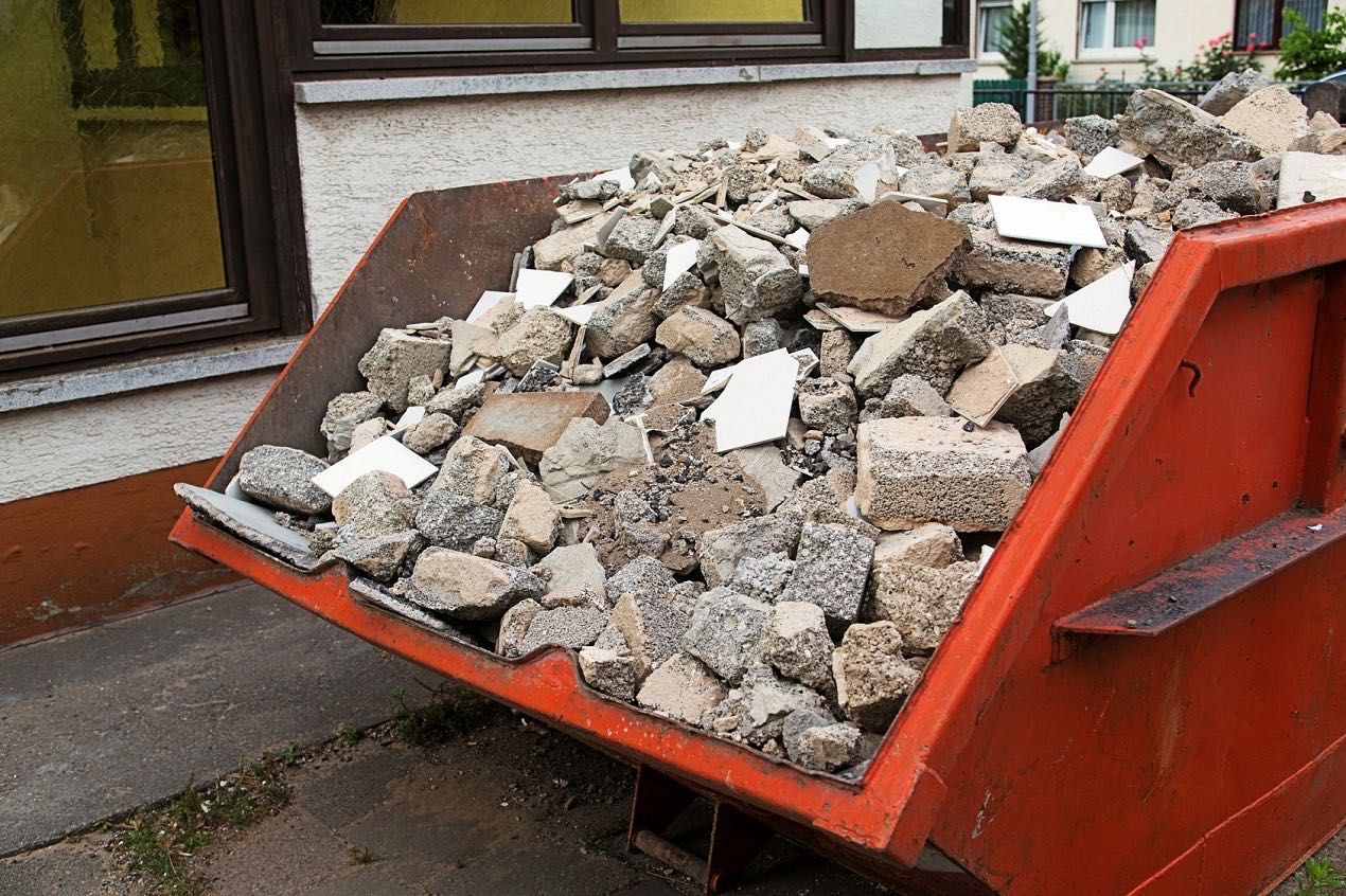 Wywóz gruzu – małe i duże ilości – Radom i okolice