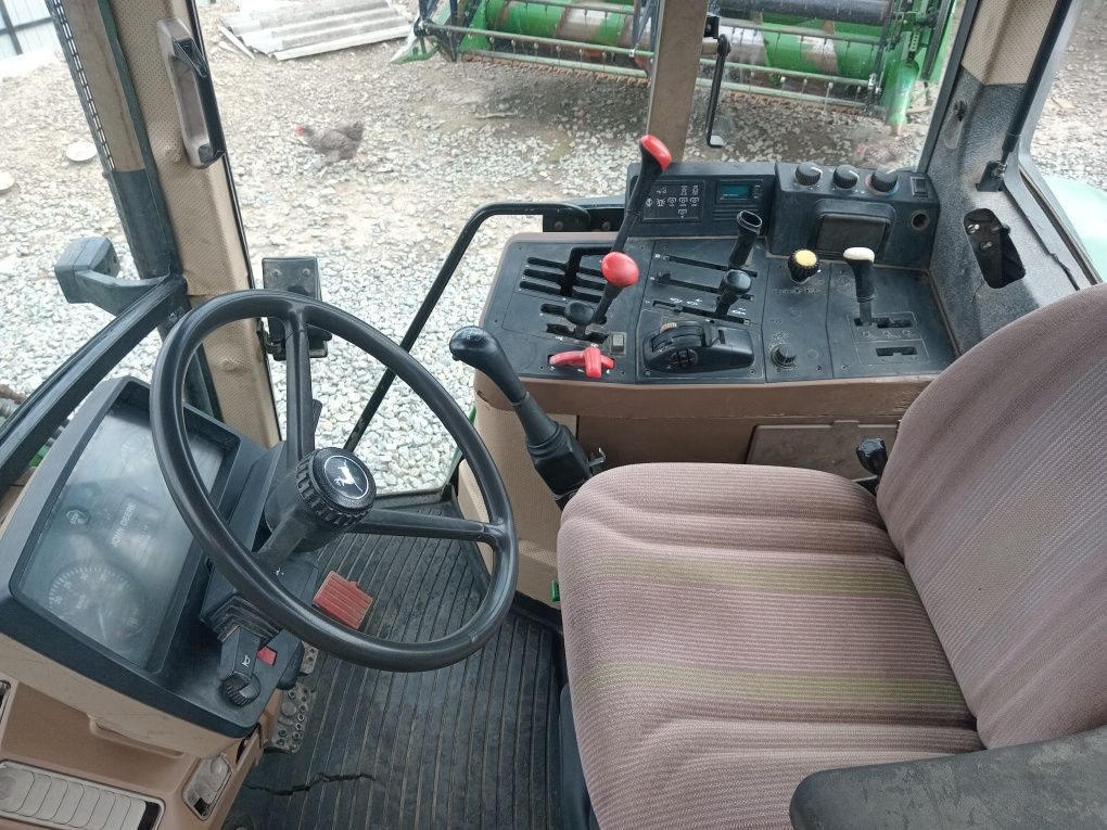 Трактор John deere 6300