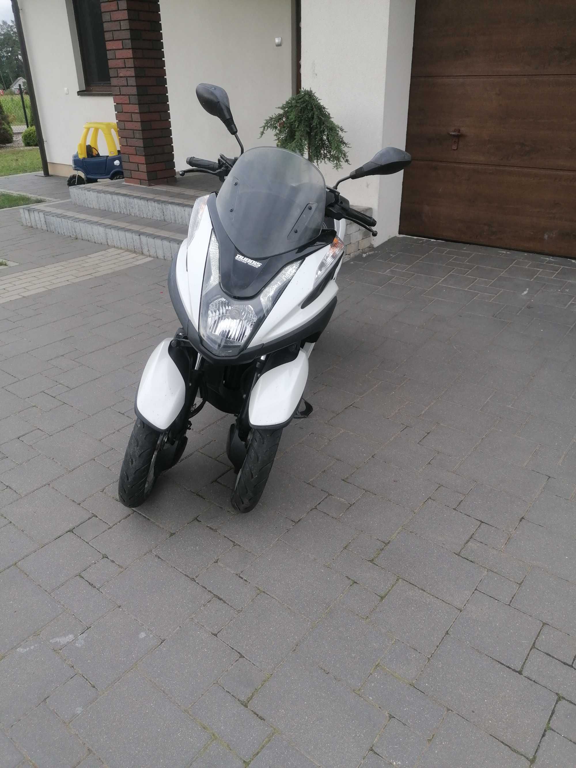 Yamaha tricity 125