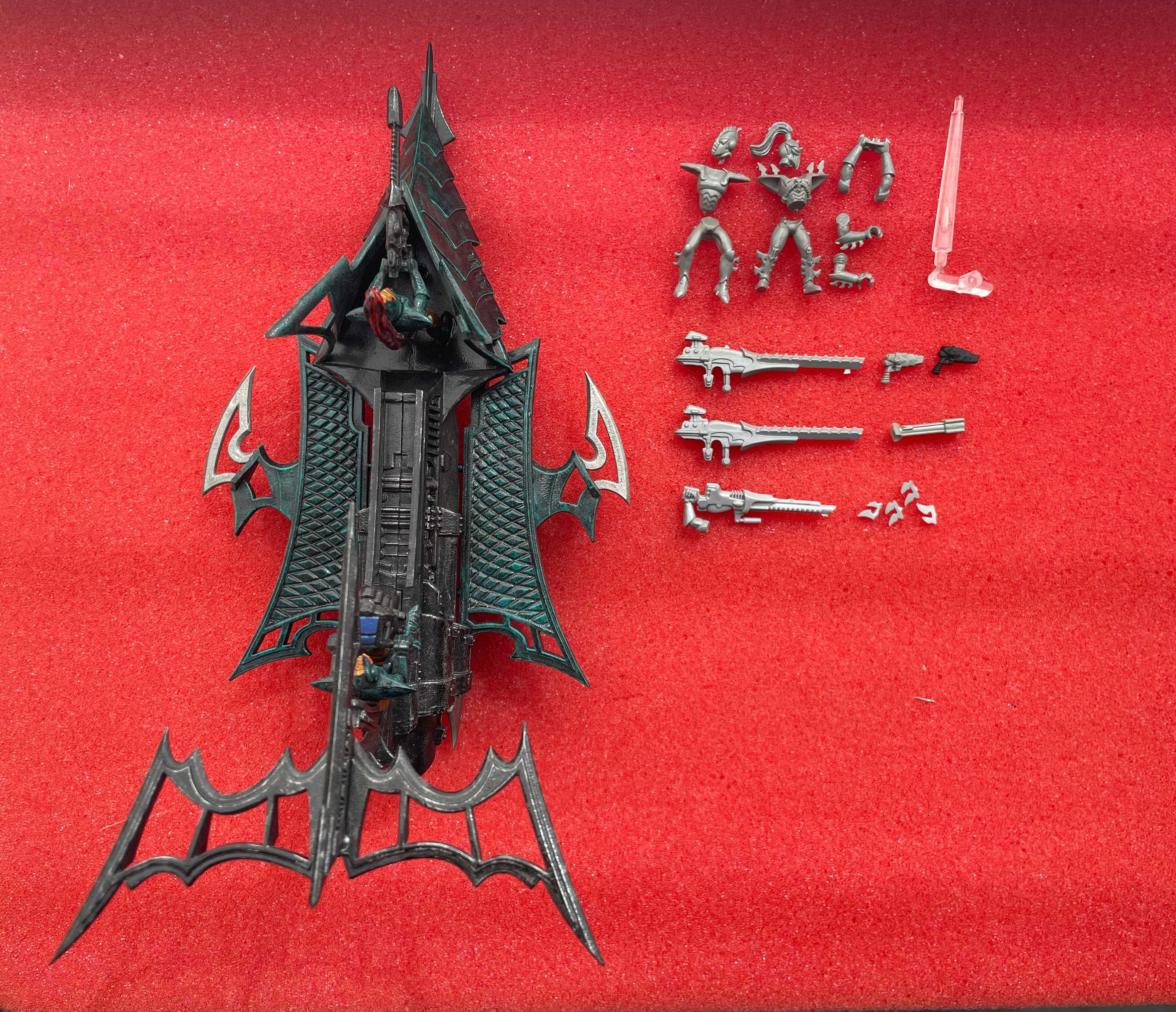 Warhammer dark eldar Raider