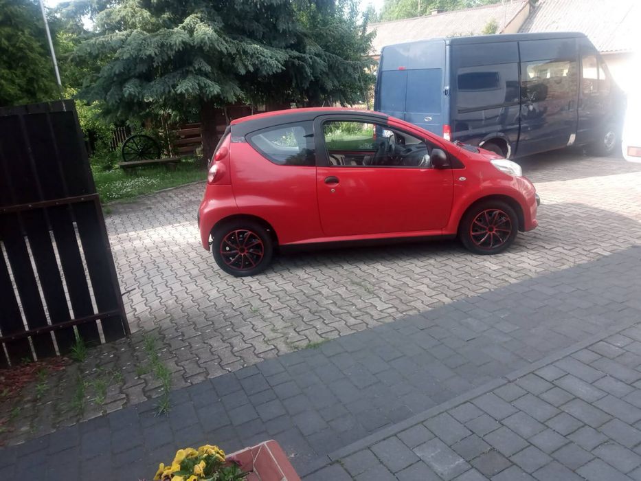 Peugeot 107, 2007 samochod osobowy