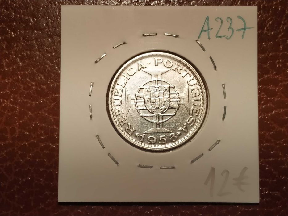 A237 moeda em prata de 6 escudos de 1958 - Timor