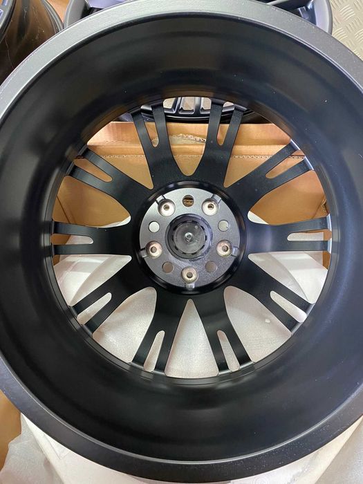 Felgi BMW Individual 7 G11 G12 8,5x20 10x20 5x112 ET25 ET41 Adax Koźle