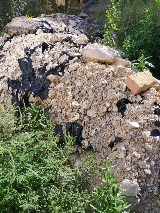 Віддам даром будівельні відходи