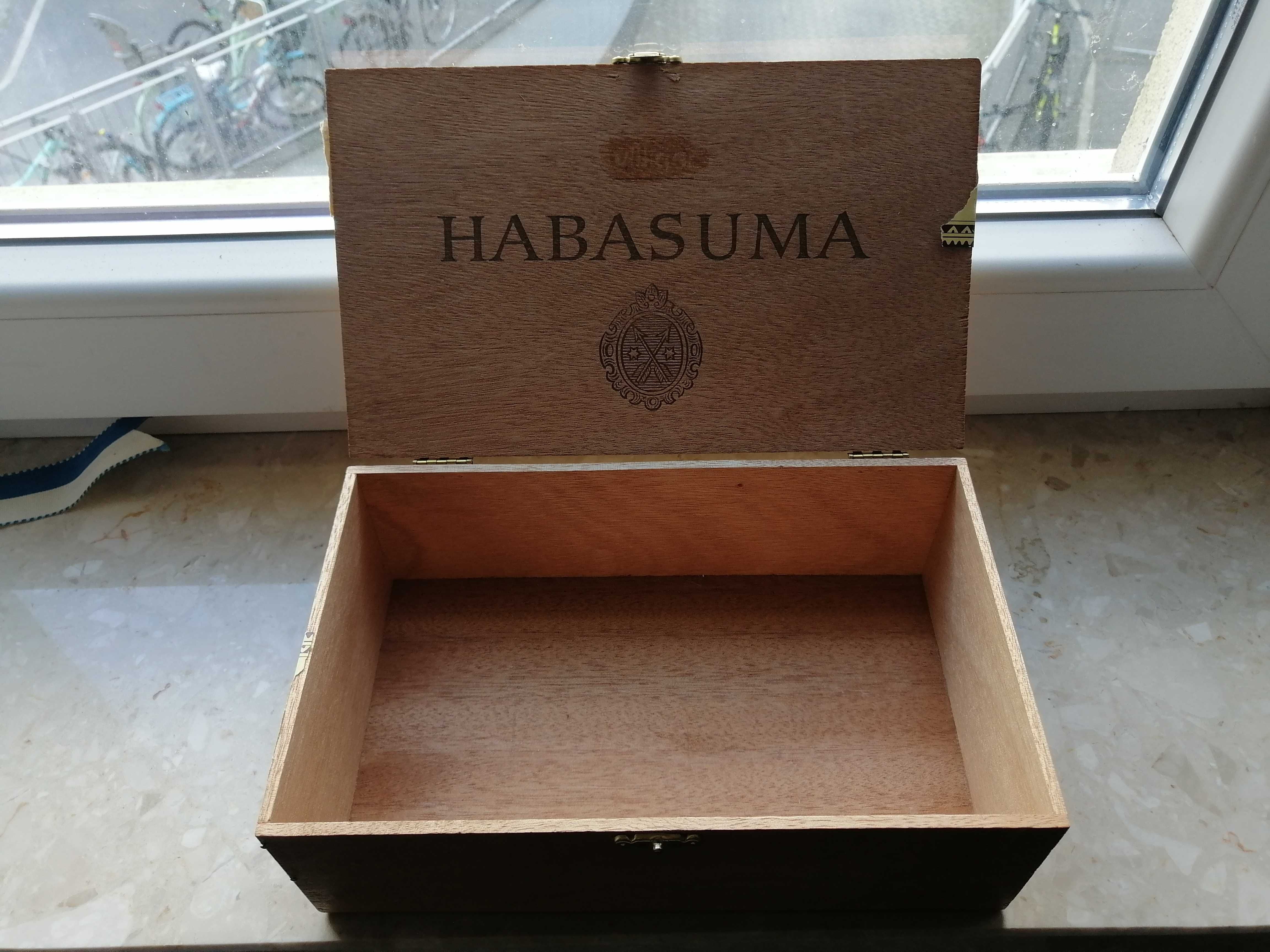 Sprzedam pudełko drewniane Habasuma.