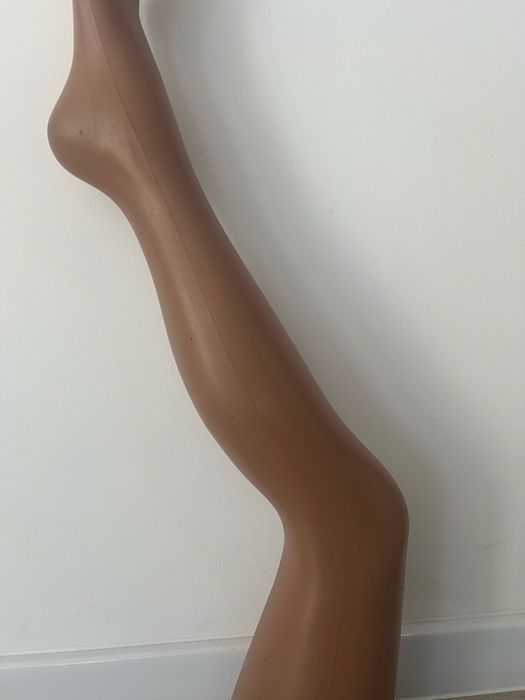 Манекен  пластик