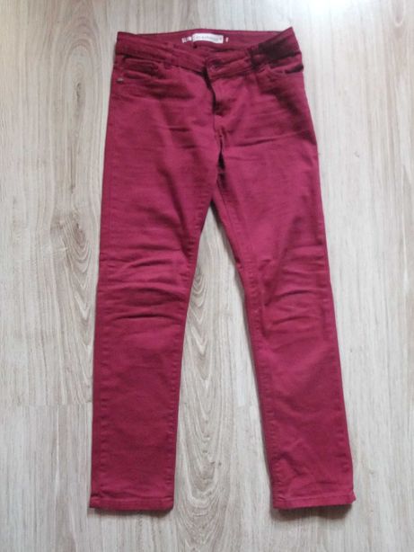 Spodnie dziewczęce jeans bordowe - wiek 8 lat