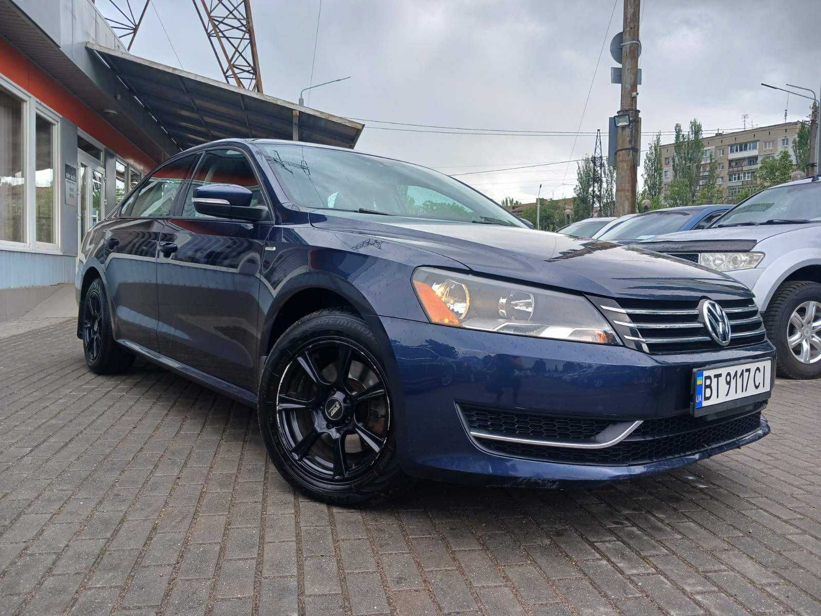 Volkswagen Passat 2014 року 1,8 л./бензин