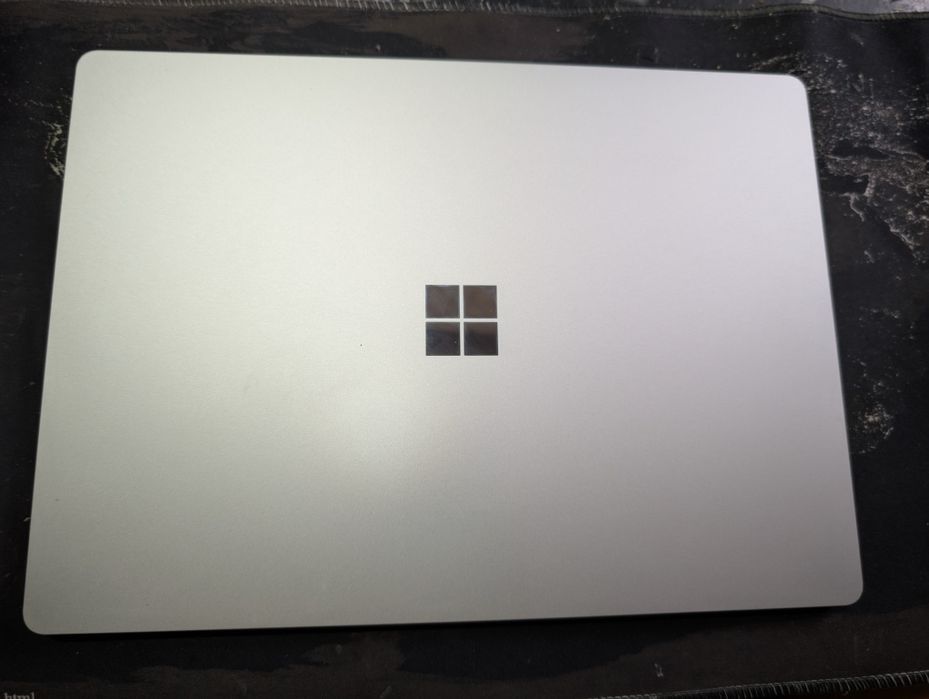 Surface laptop 5 16/512