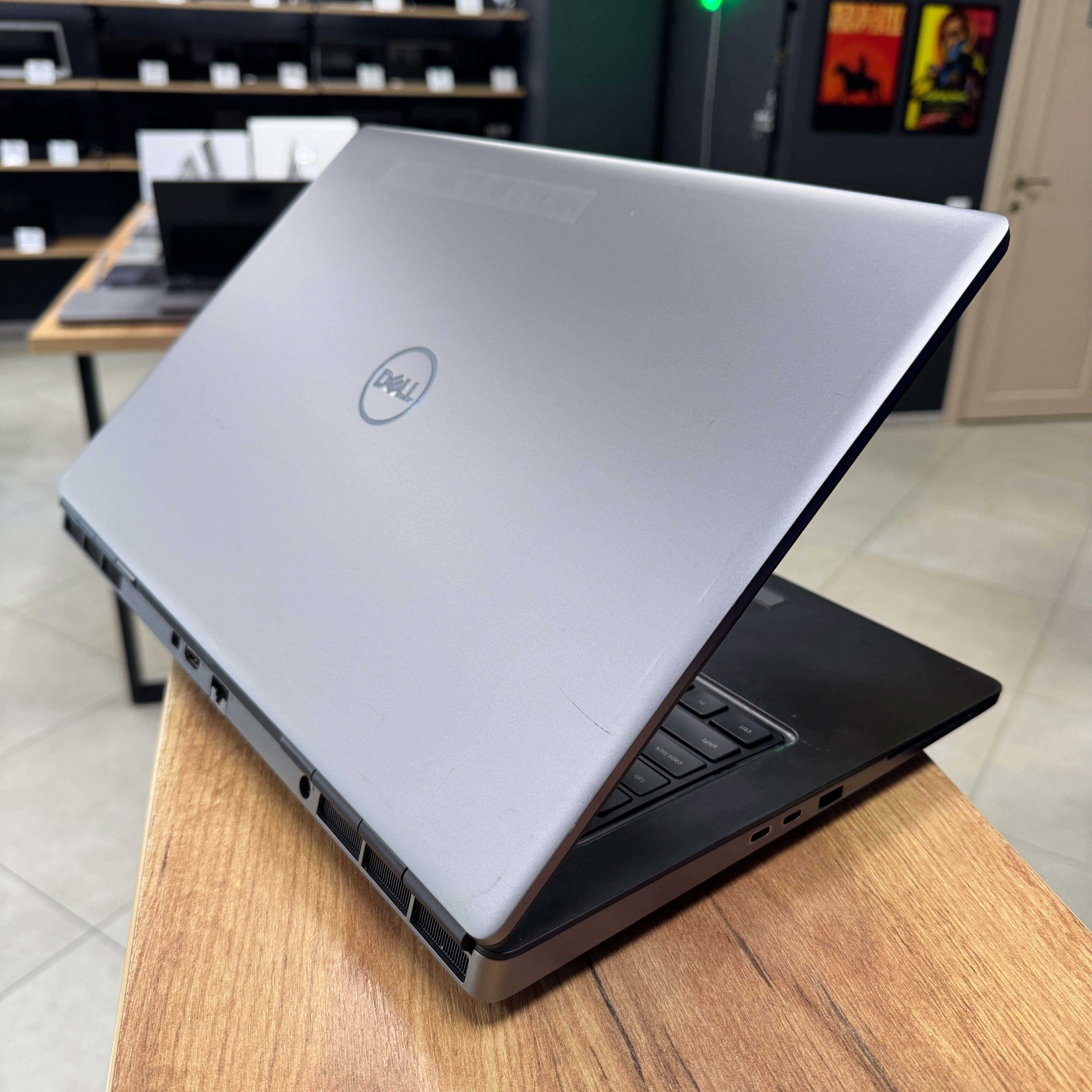 Ноутбук Dell Precision - 17.3" FHD, IPS/i7 10850H/RTX 3000 6 GB/16 GB