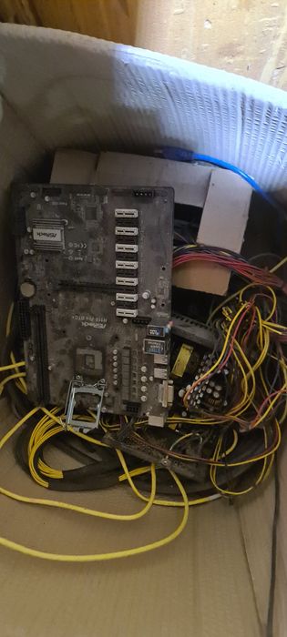 25 placas graficas Amd nitro rtx 570 rig