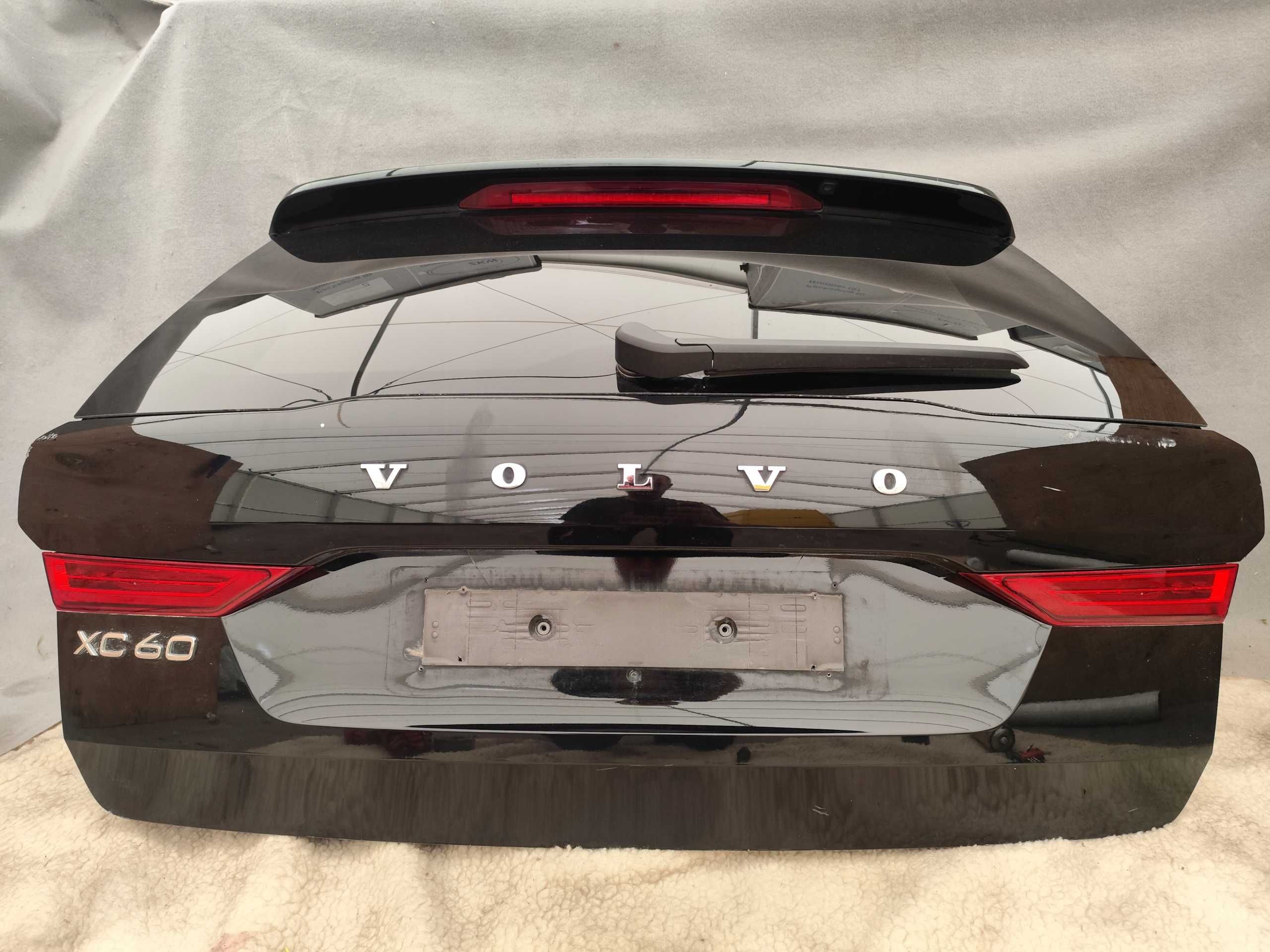 Крышка багажника VOLVO XC60 разборка розборка Вольво