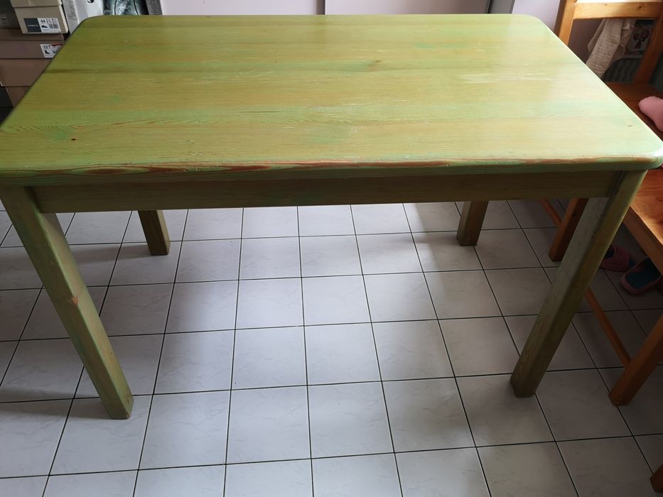 Stół  do kuchni zielony