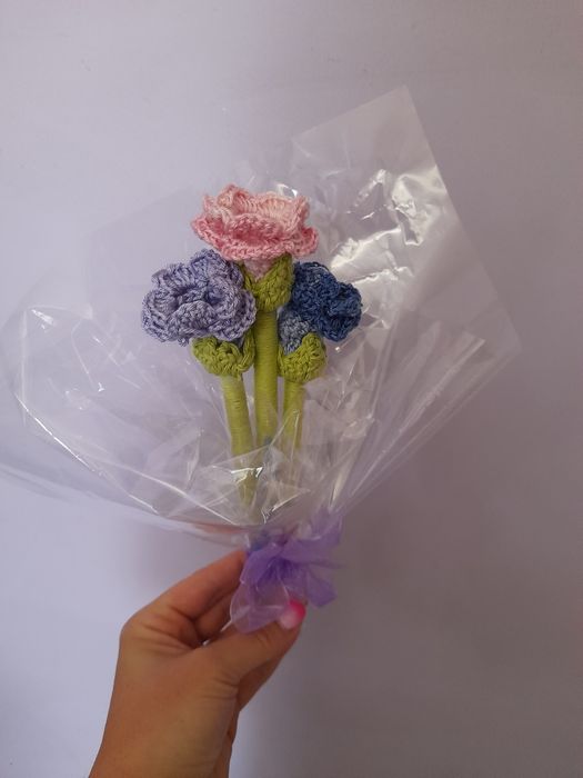 Kwiatki na szydełku