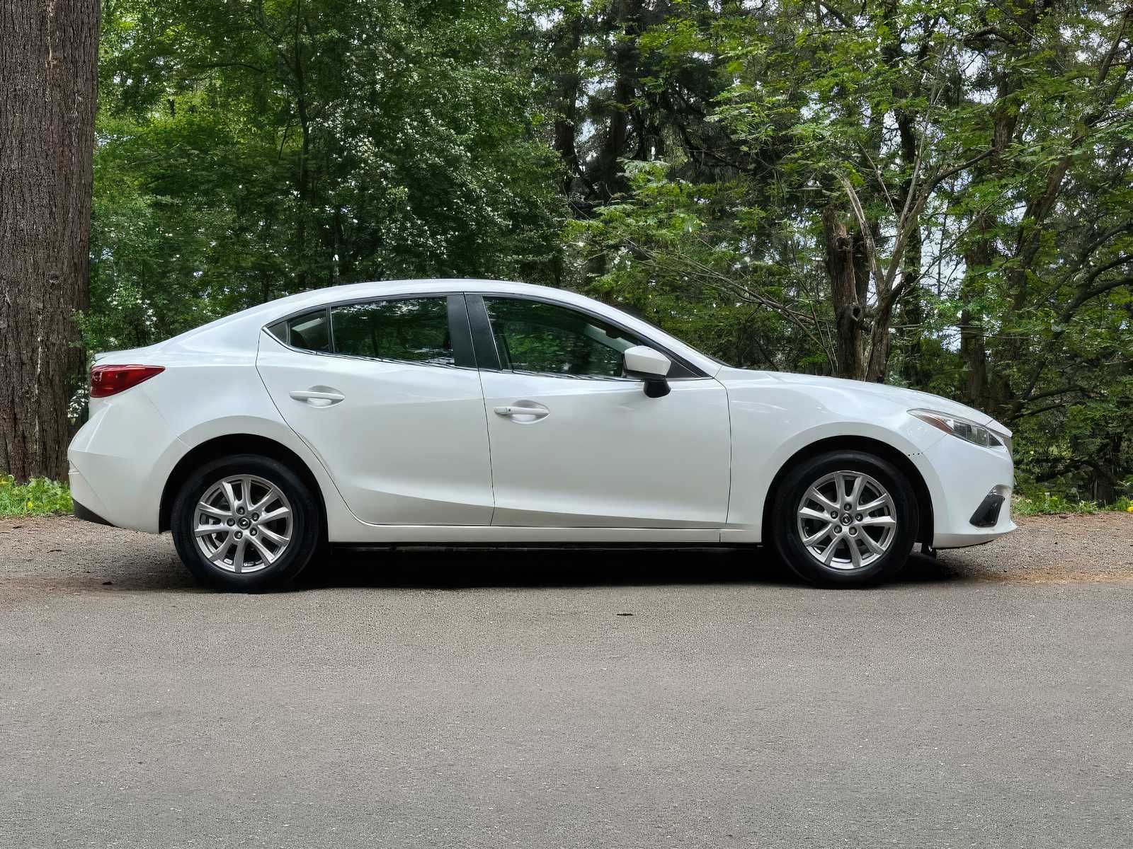 2015 Mazda 3 i Touring