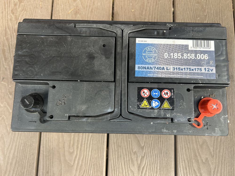 Akumulator samochodowy 12v 60ah