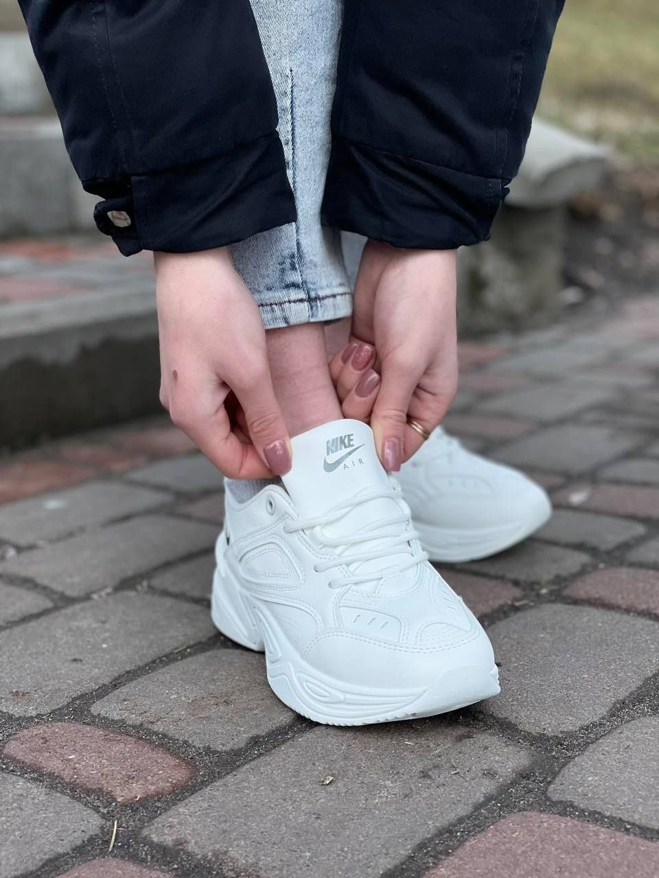 Женские Кроссовки Nike Air Monarch Белые Кожаные Кроссовки Найк