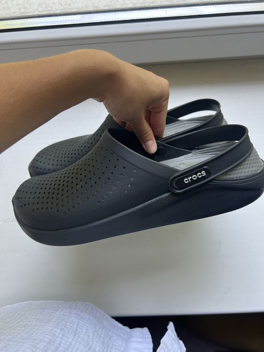 Crocs literide 43р ідеальний стан