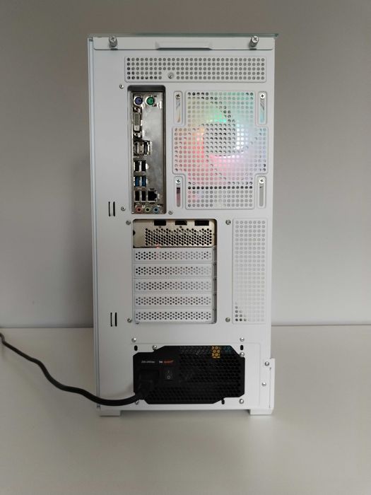 Komputer Gamingowy | RTX 3050 | i5-10400F | 32GB RGB | SSD | RGB
