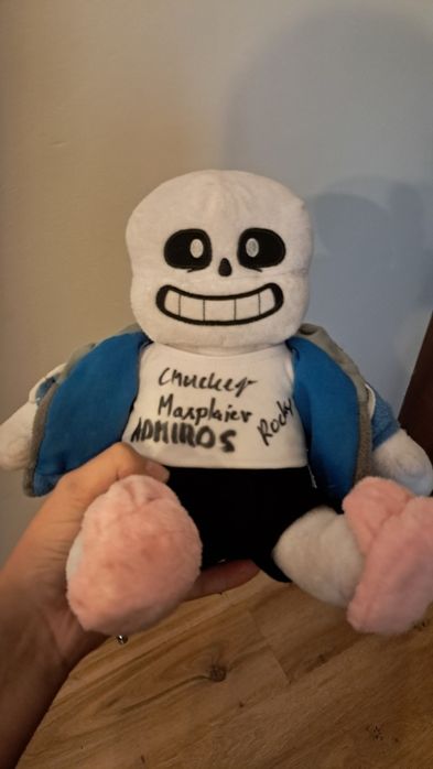 Pluszak Sans Fangamer
