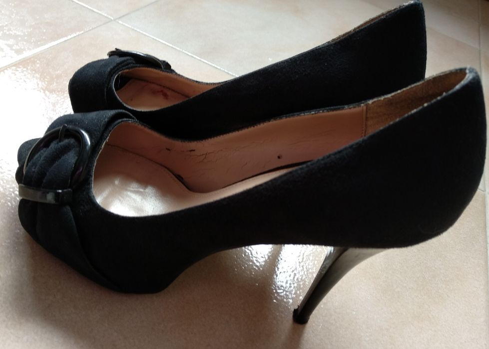 Sapato alto preto 37