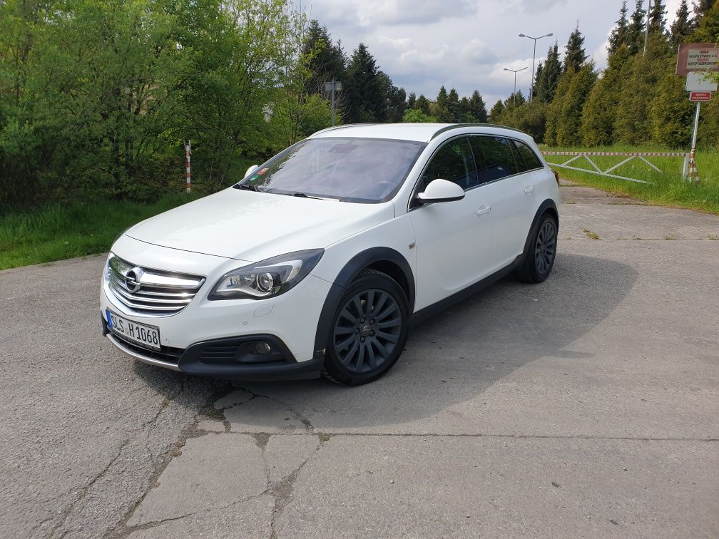 OPEL INSIGNIA 4X4 Sports Tourer 2.0cdti automat książka 1 lakier