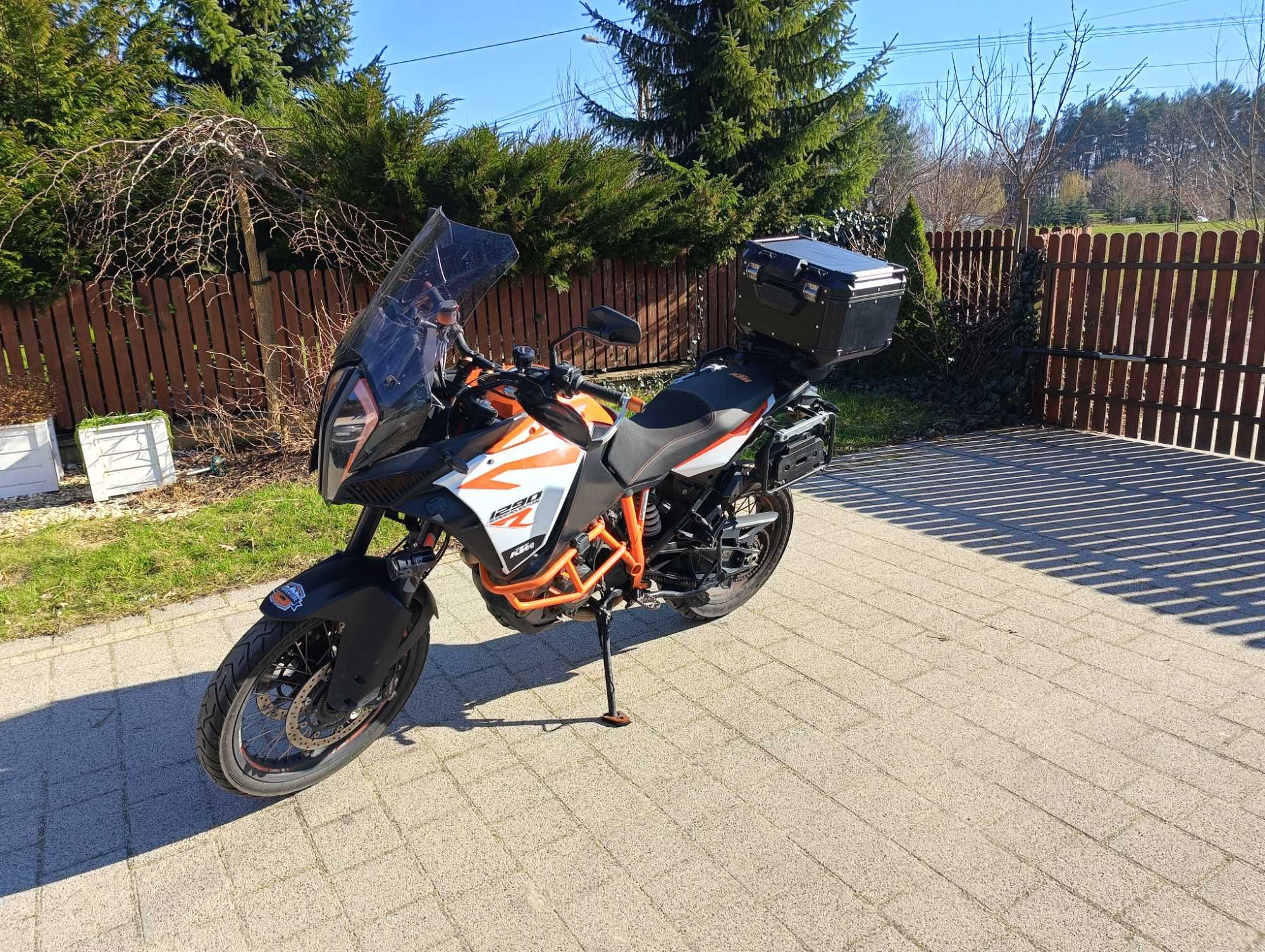 motocykl KTM 1290 super adventure R 2018, travel enduro z rajdowym DNA