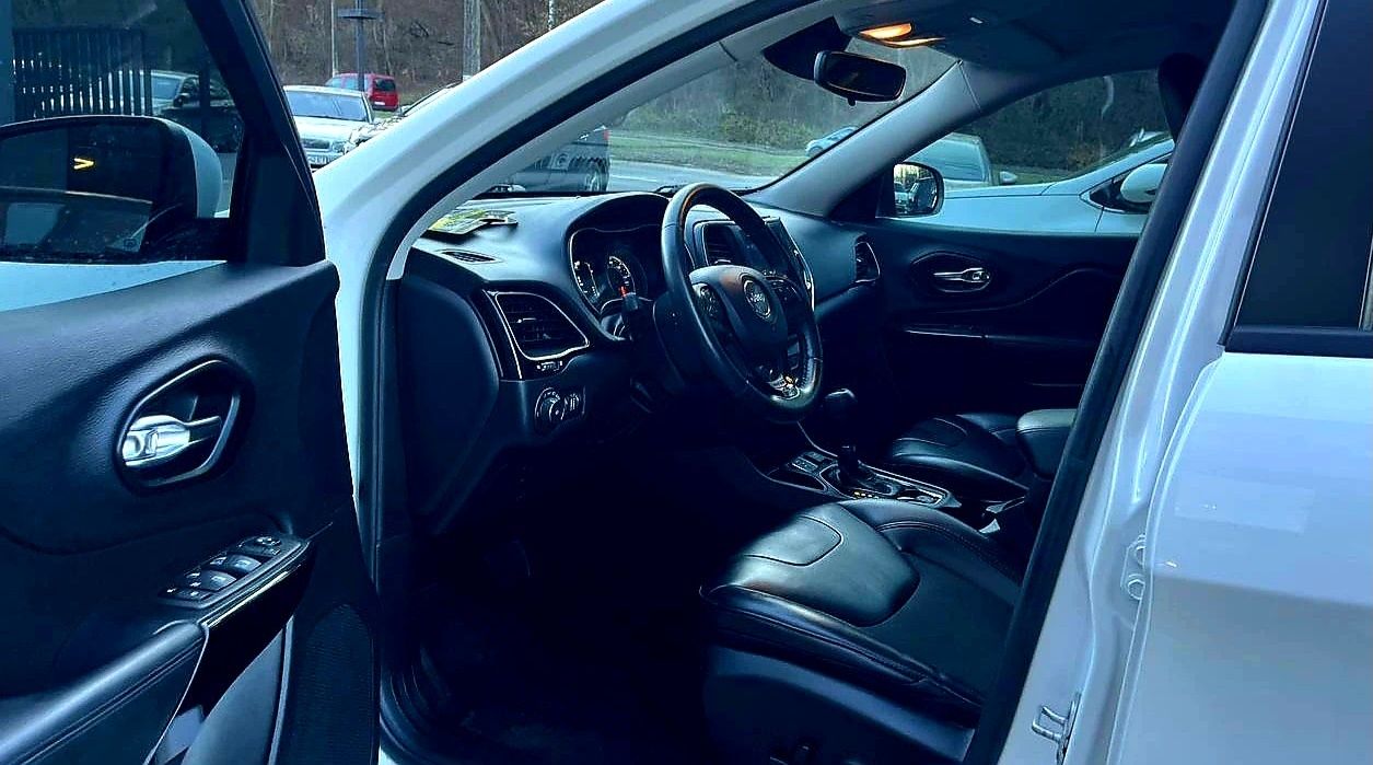 Jeep Cherokee 2020p.LATITUDE PLUS.