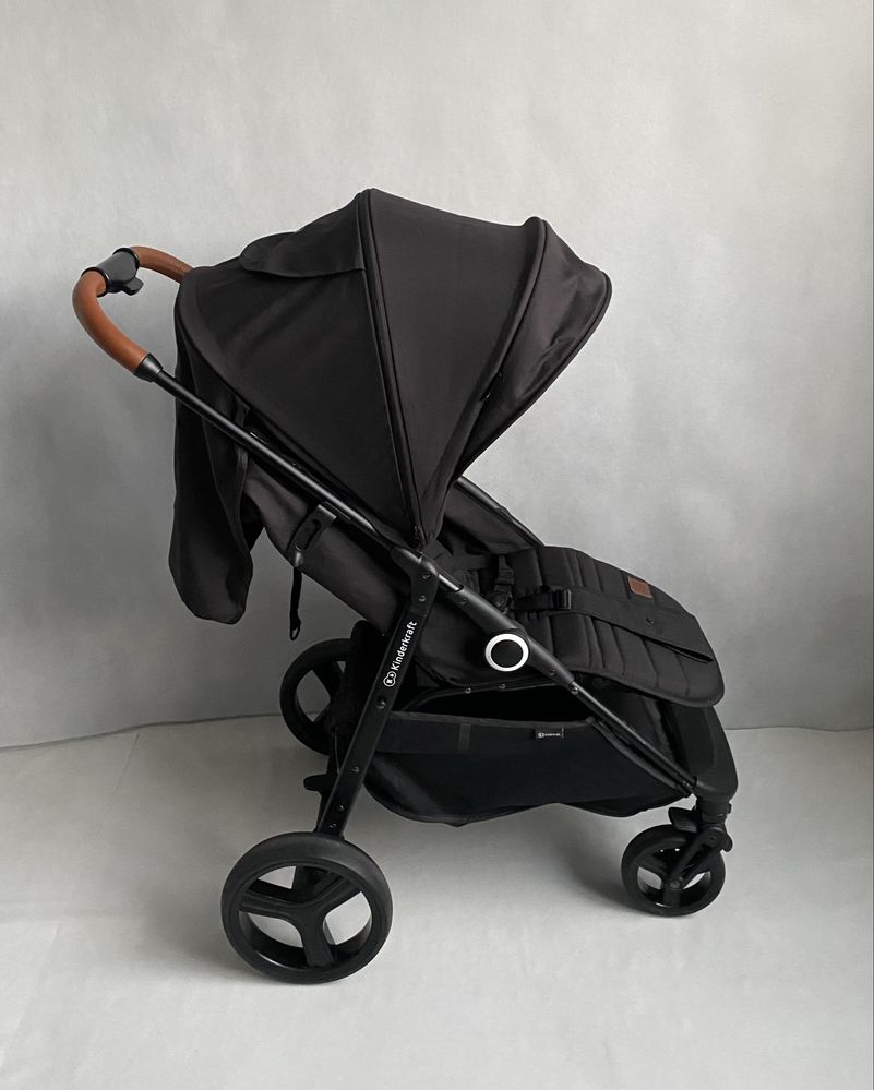 Wózek Spacerówka Kinderkraft Grande - Black