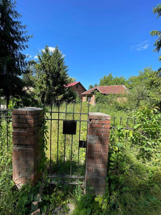 Будинок в селі Золота липа