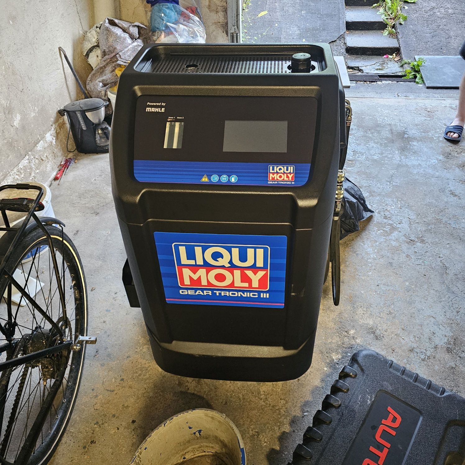 Urządzenie do dynamicznej wymiany oleju w skrzyniach automatycznych