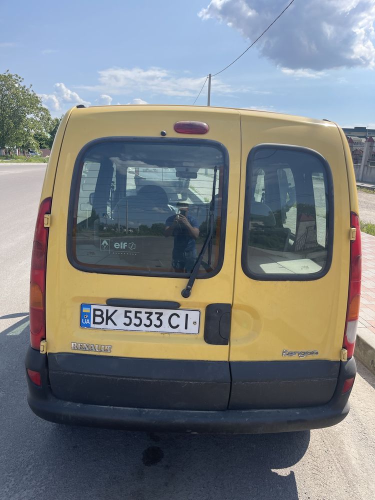 Продам авто Renault Kangoo 1.5 DCI