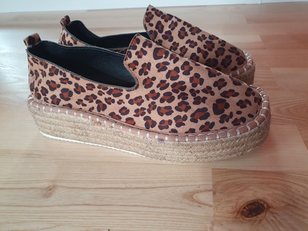 Espadryle na koturnie r. 38 wew.24.5cm. Nowe. Panterka. Lekkie. Miękki