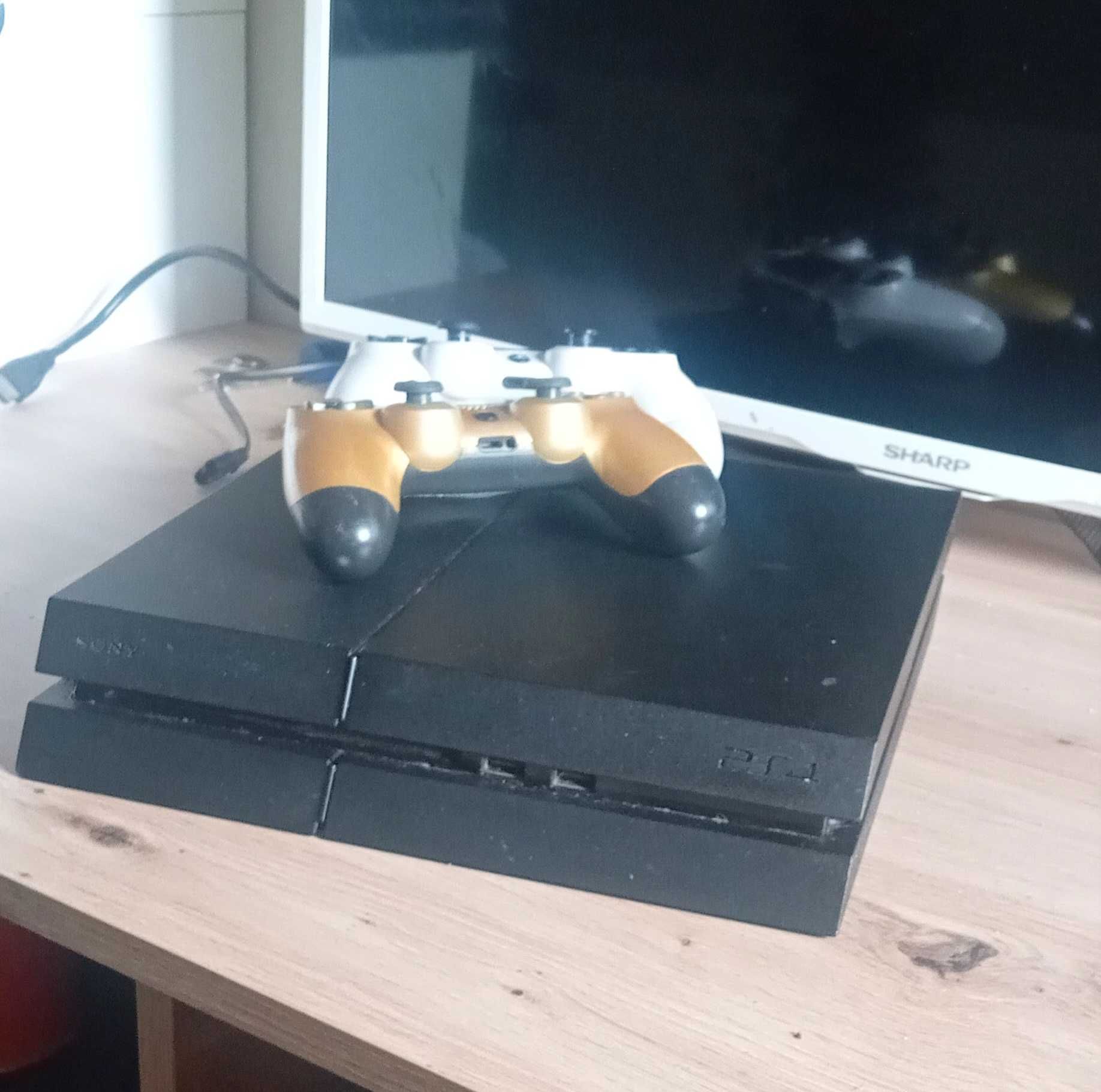 Sprzedam PlayStation 4