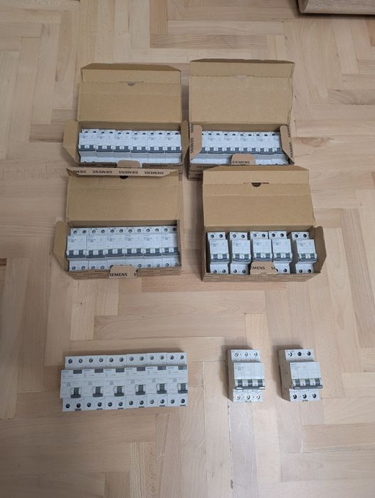 Wyłącznik i Przełącznik Nadprądowy Siemens