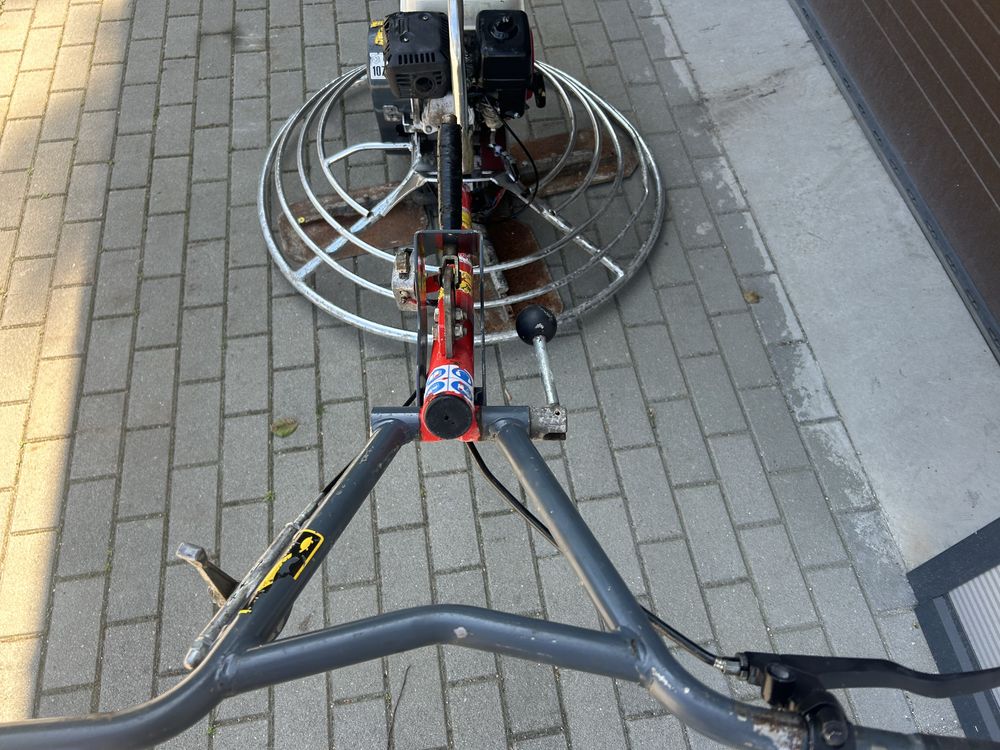 Zacieraczka do betonu BELLE PRO 900 rok 2018