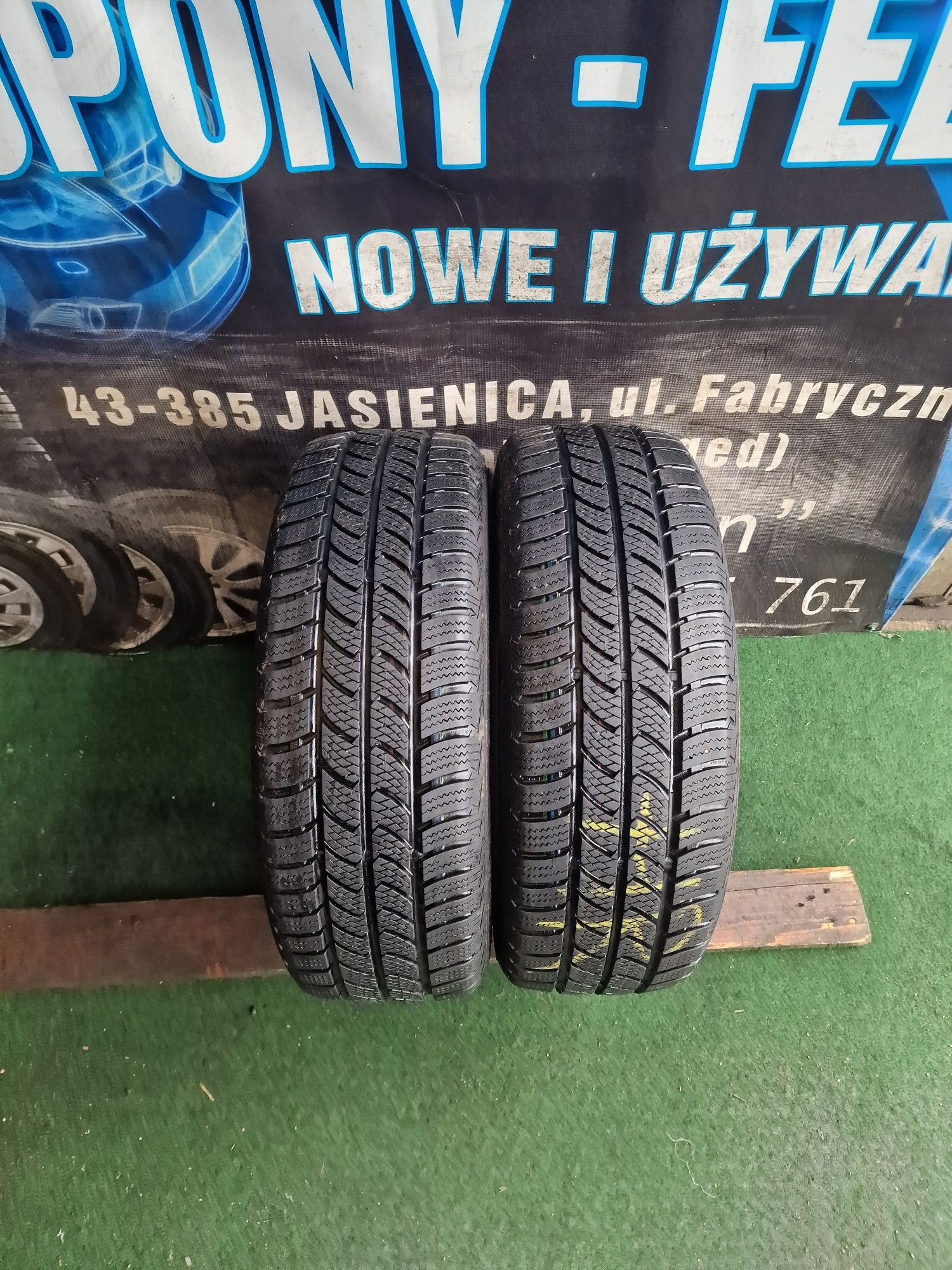 Opony zimowe 195/60/16C Continental wzmacniane Para 8.4mm
