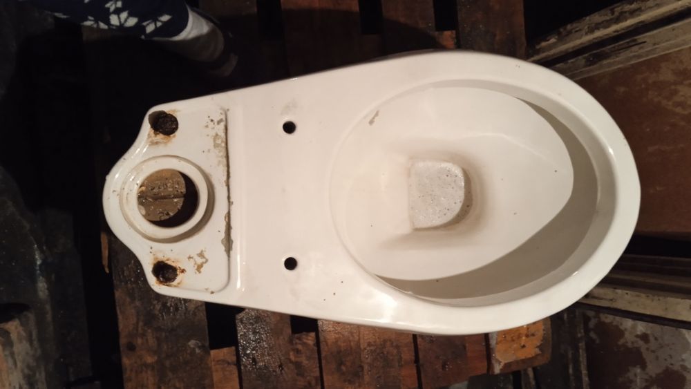 Унитаз для дома, дачи, стройки.