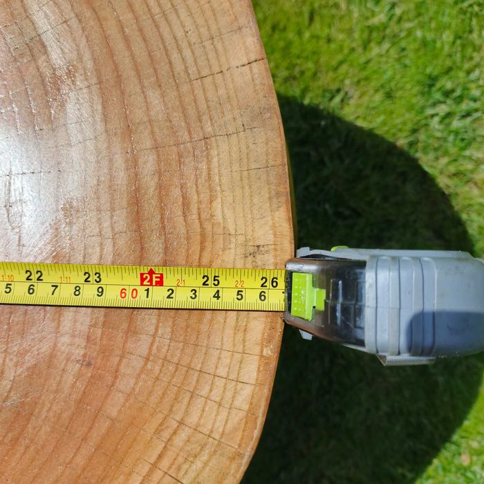 Stolik z litego drewna , plastra z żywicą