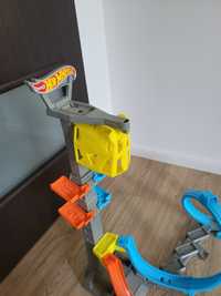 Hot Wheels Giga Wieża