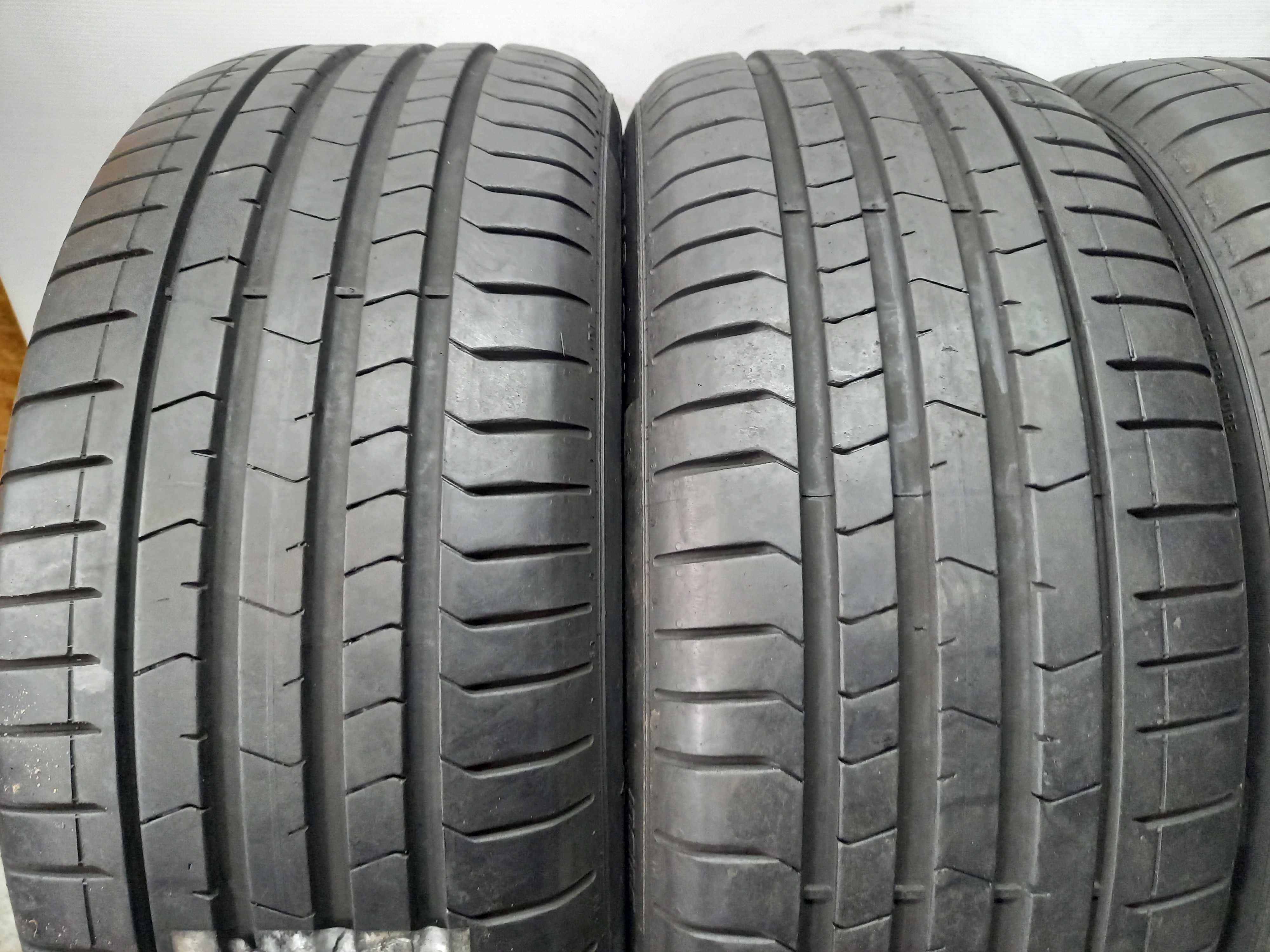 245/45/18 100Y Pirelli P Zero