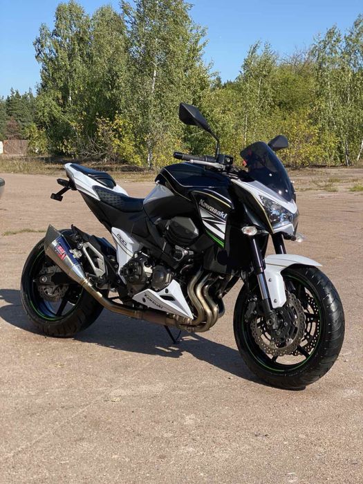 Яронський мотоцикл Кавасаки Z800 Kawasaki Z800