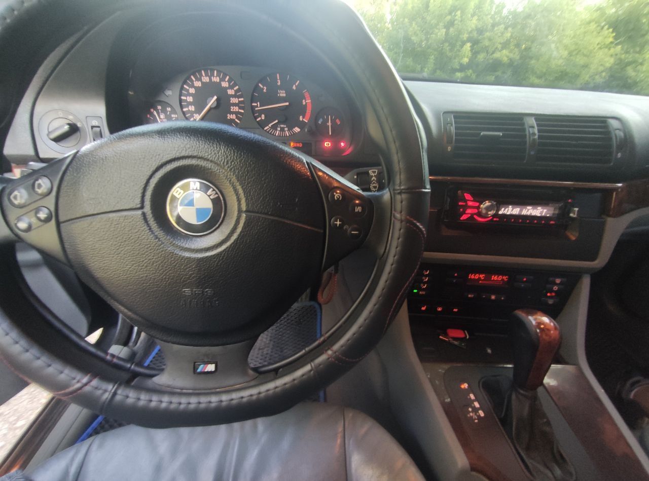 BMW е39 3.0дізель автомат