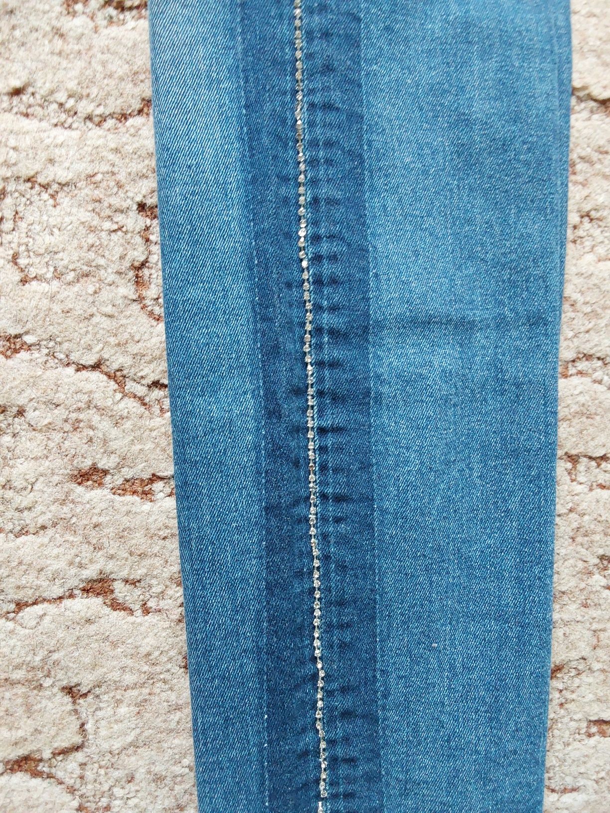 Spodnie Jeansowe proste Guess 26 Stan bardzo dobry