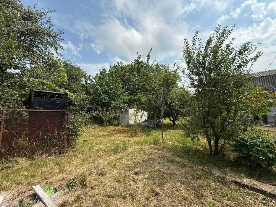 Продаж дачного будинку