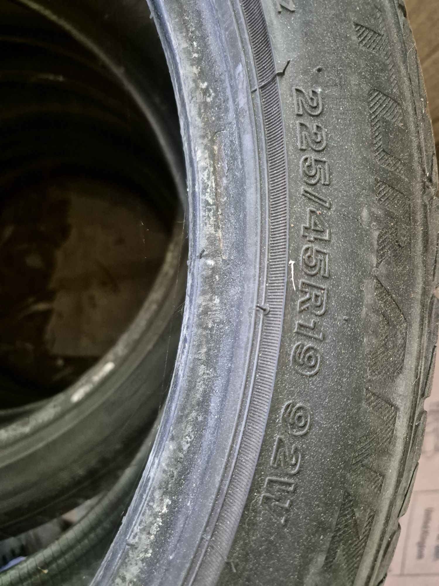 Opony 225/45/19 Bridgestone komplet 4szt