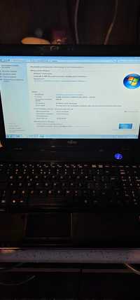 Laptop Fujitsu AH 531+ torba i mysz