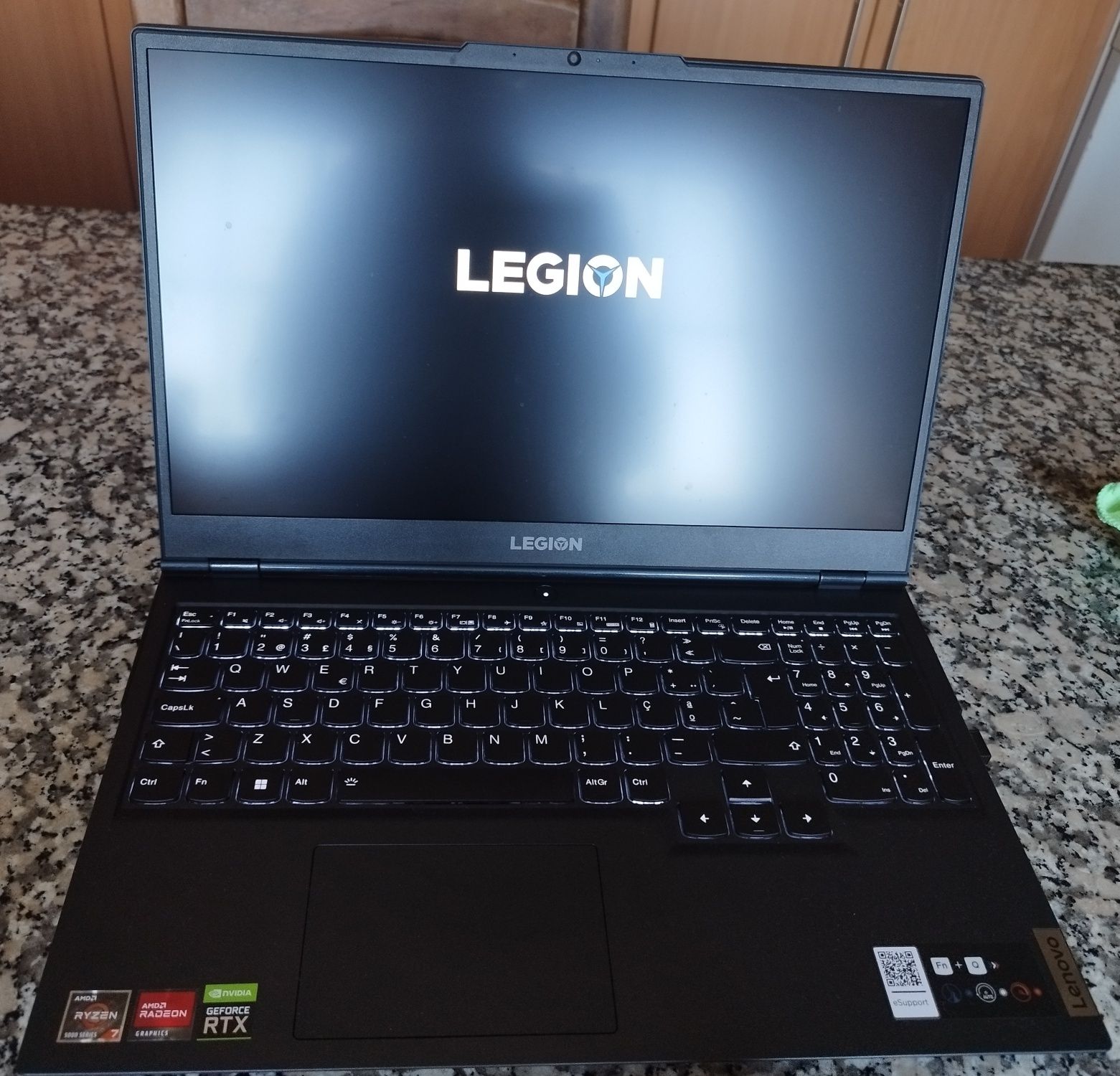Lenovo Legion 5 15ACH6-036 15.6" FHD Ryzen 7 5800H 16GB 512GB SSD