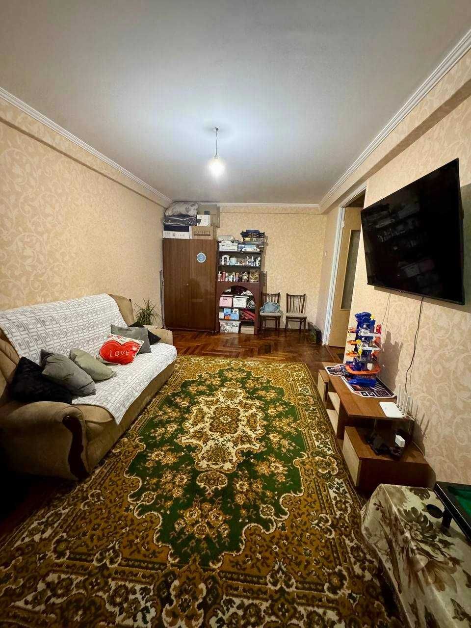 Продам 2х комнатную квартиру район "Роддом"